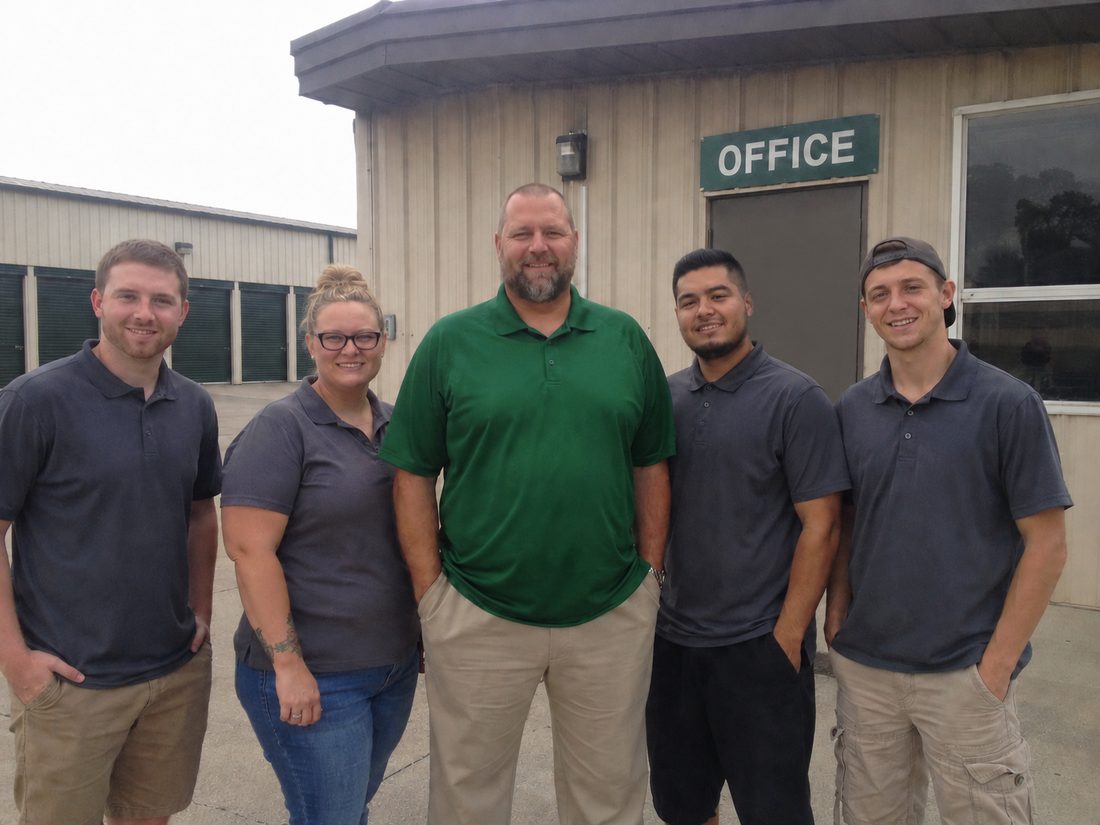 Pest control professionals in O'Fallon, MO